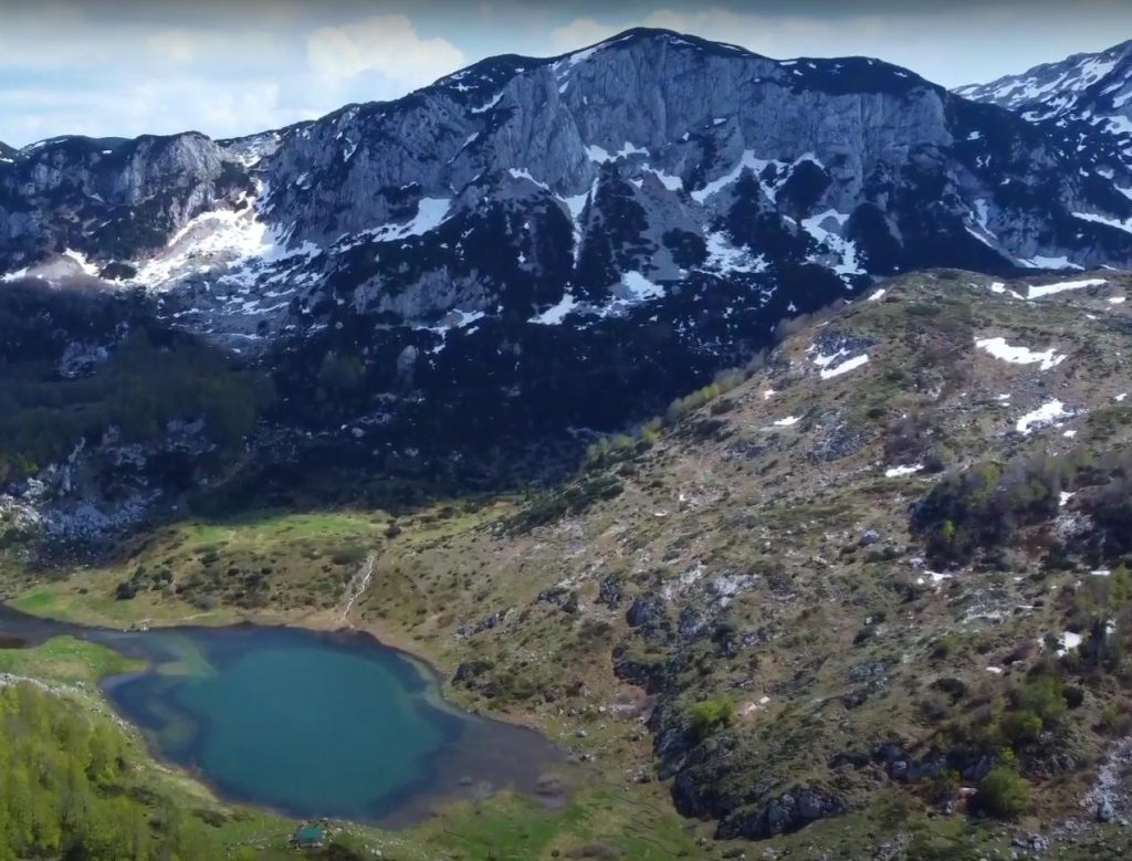 Veliko jezero